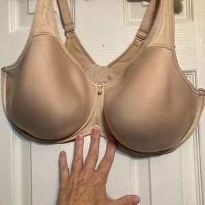 Wacoal underwire bra size 40G